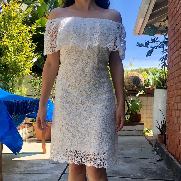 Floral Off the Shoulder Lace White Dress - Picture 2 of 6